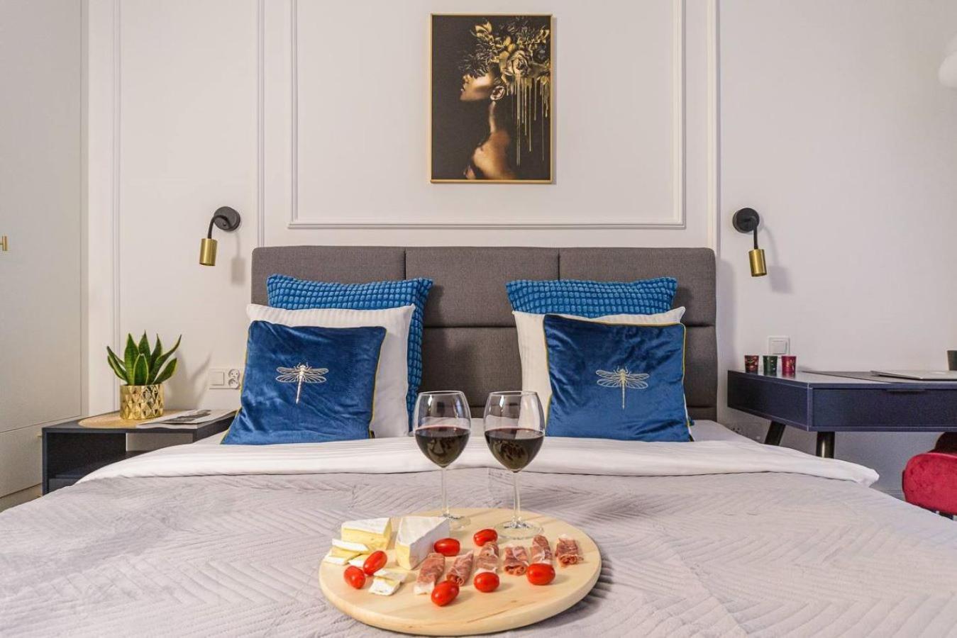 Lumina Premium Apartments With Parking Лодз Екстериор снимка